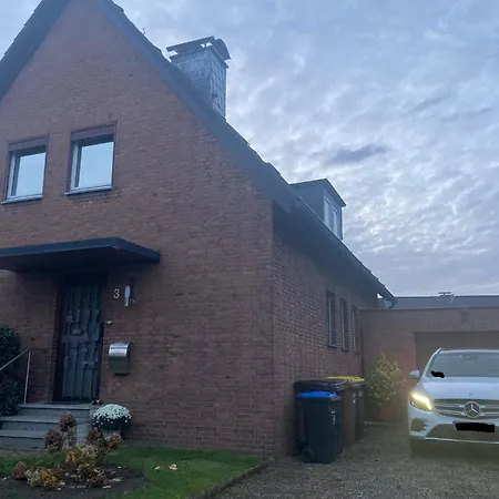 Wohlfuehl Und Business Ferienwohnung Ratingen Exterior photo