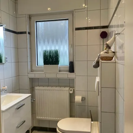 Wohlfuehl Und Business Ferienwohnung Ratingen Exterior photo